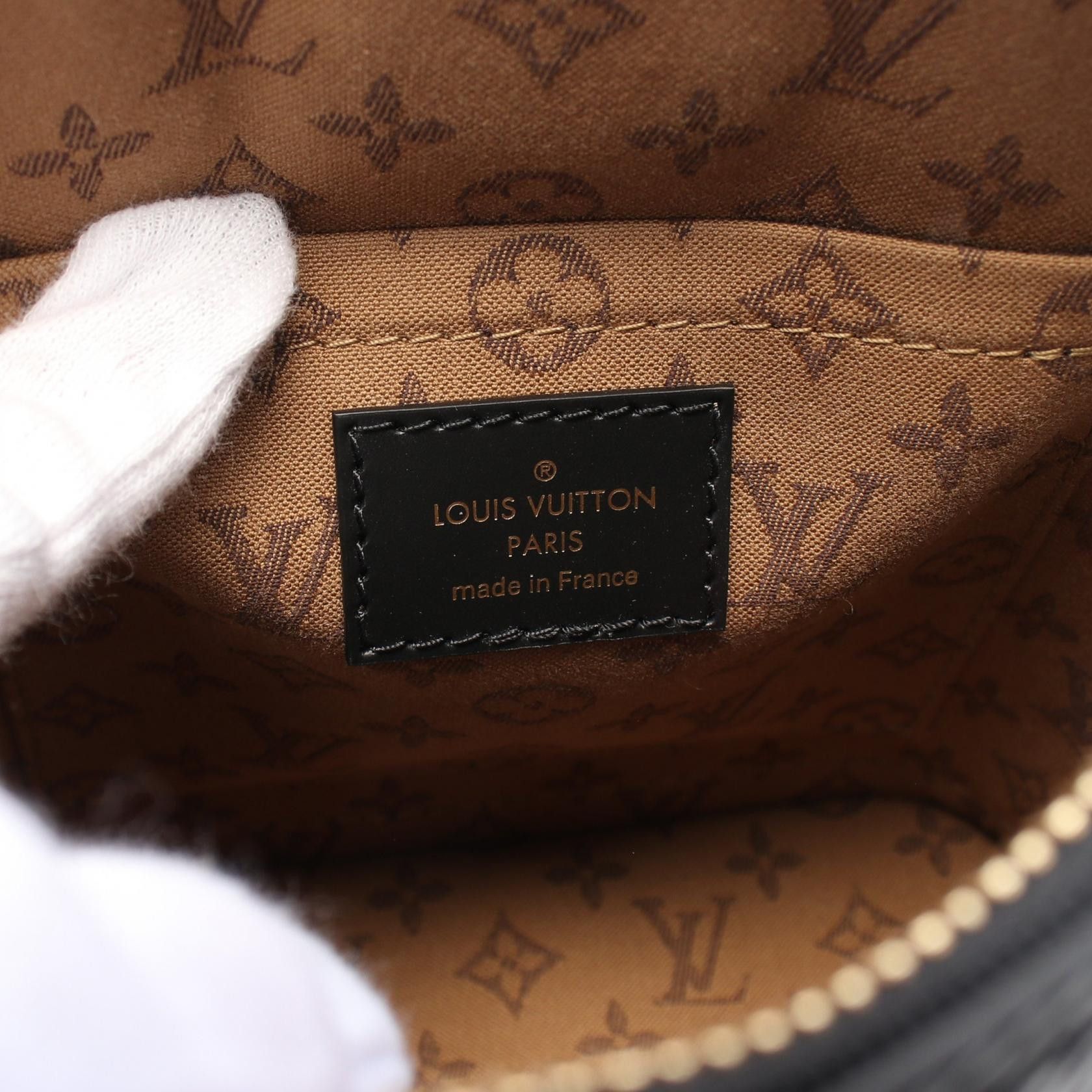 Louis Vuitton Louis Vuitton Alma Backpack Epi Noir Rucksack Leather Black Size ONE SIZE - 4 Thumbnail