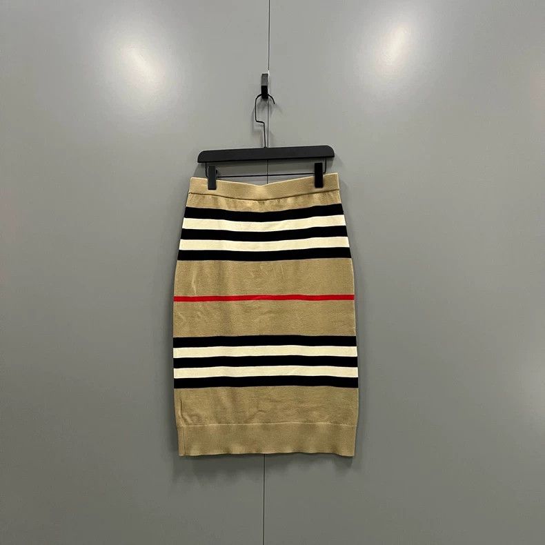 Burberry Burberry Classic Striped Knit Skirt Size L Size US 34 / EU 50 - 3 Thumbnail