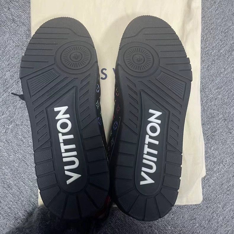 Louis Vuitton Louis Vuitton Black Low-top Lace-up Sneakers Size US 8 / EU 41 - 5 Thumbnail