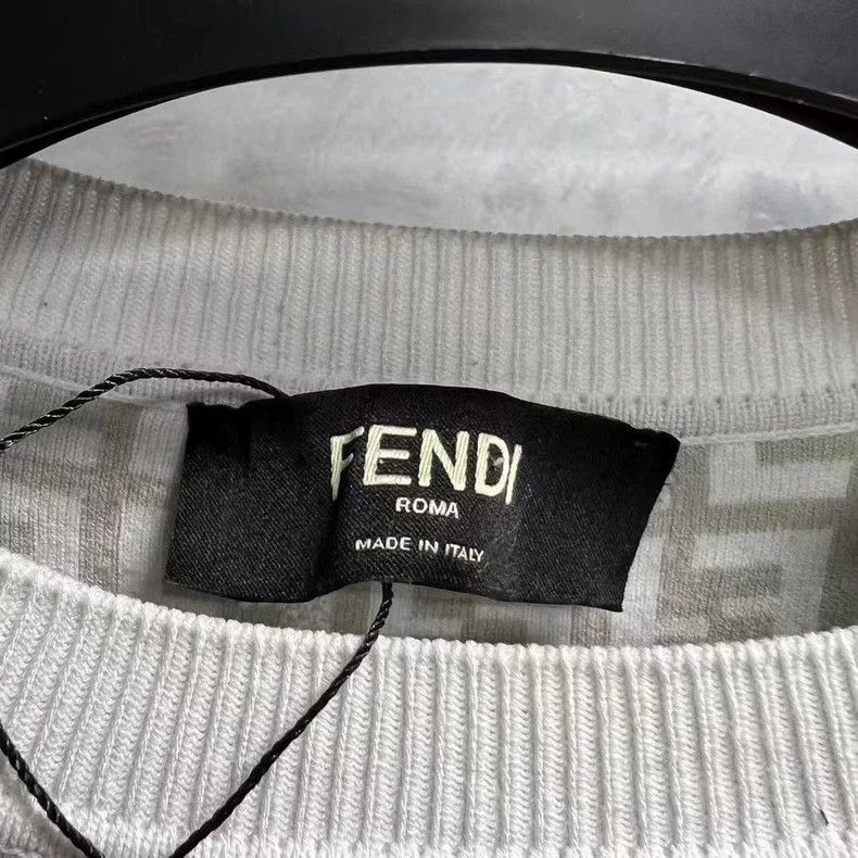 Fendi Fendi White Printed Logo Short Sleeve Sweater Size US L / EU 52-54 / 3 - 5 Thumbnail