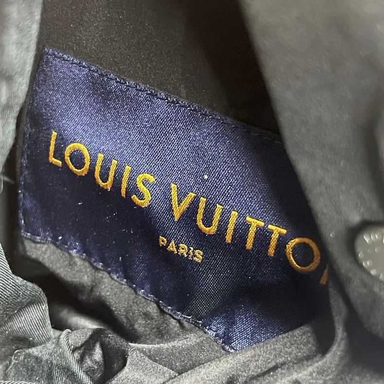 Louis Vuitton Louis Vuitton Black Floral Quilted Jacket Size US M / EU 48-50 / 2 - 3 Thumbnail