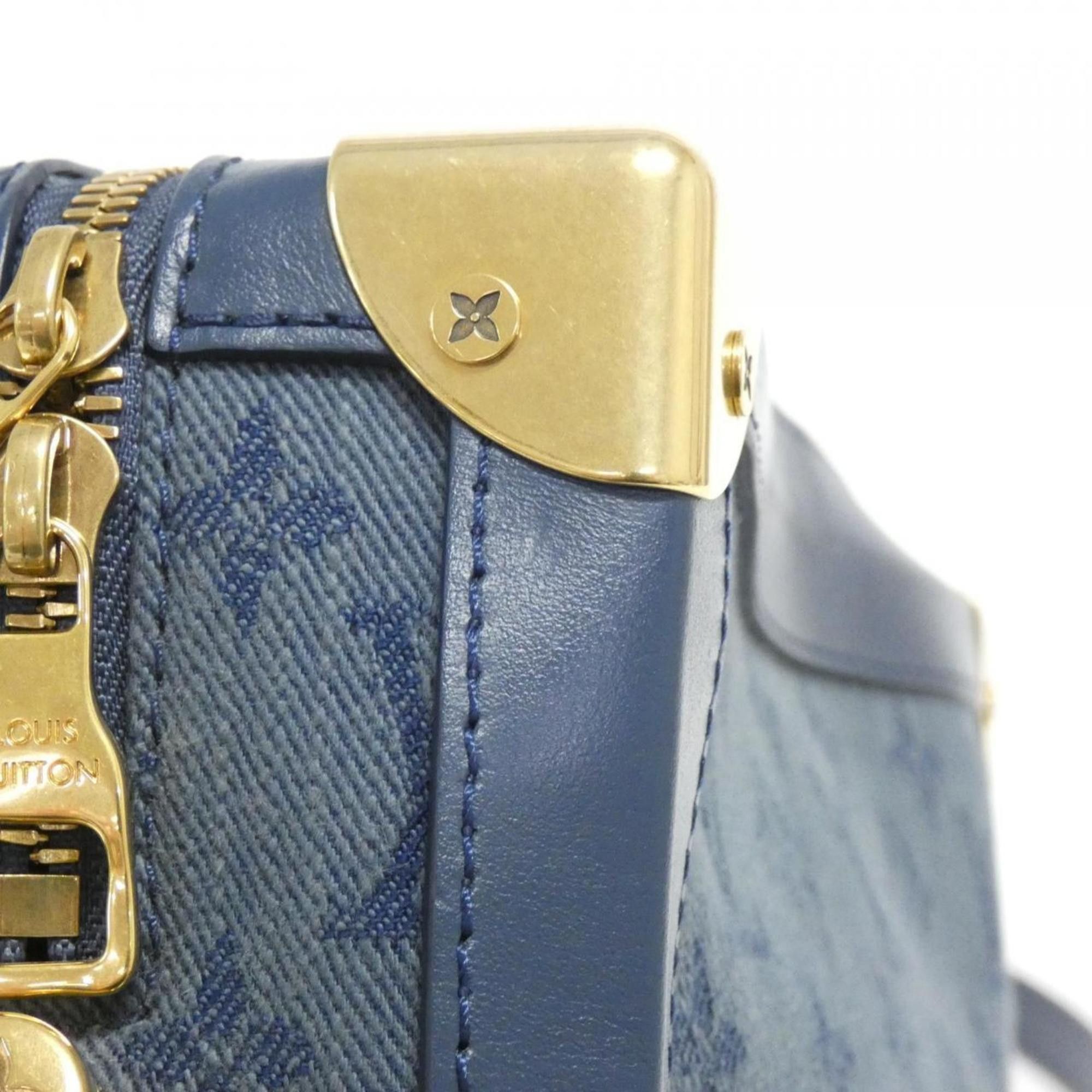 Louis Vuitton Louis Vuitton Soft Trunk shoulder Size ONE SIZE - 4 Thumbnail