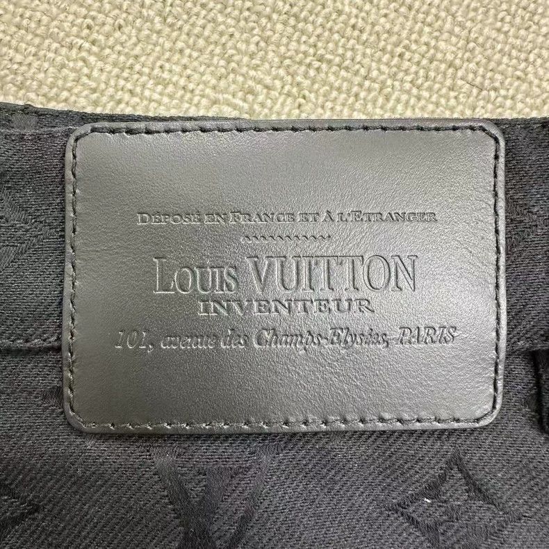Louis Vuitton Louis Vuitton SS25 Patterned Shorts Size 38 Size US 38 / EU 54 - 5 Thumbnail