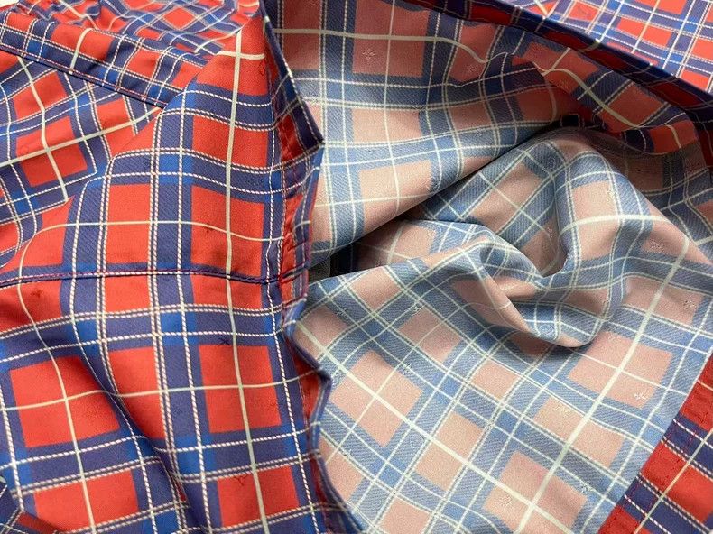 Louis Vuitton Louis Vuitton Red Blue Plaid Logo Shorts Size US 30 / EU 46 - 4 Thumbnail