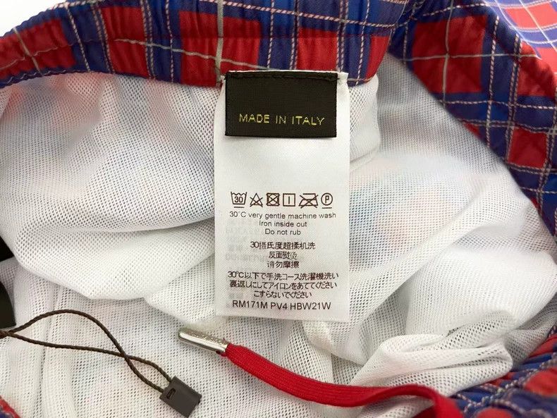 Louis Vuitton Louis Vuitton Red Blue Plaid Logo Shorts Size US 30 / EU 46 - 6 Thumbnail