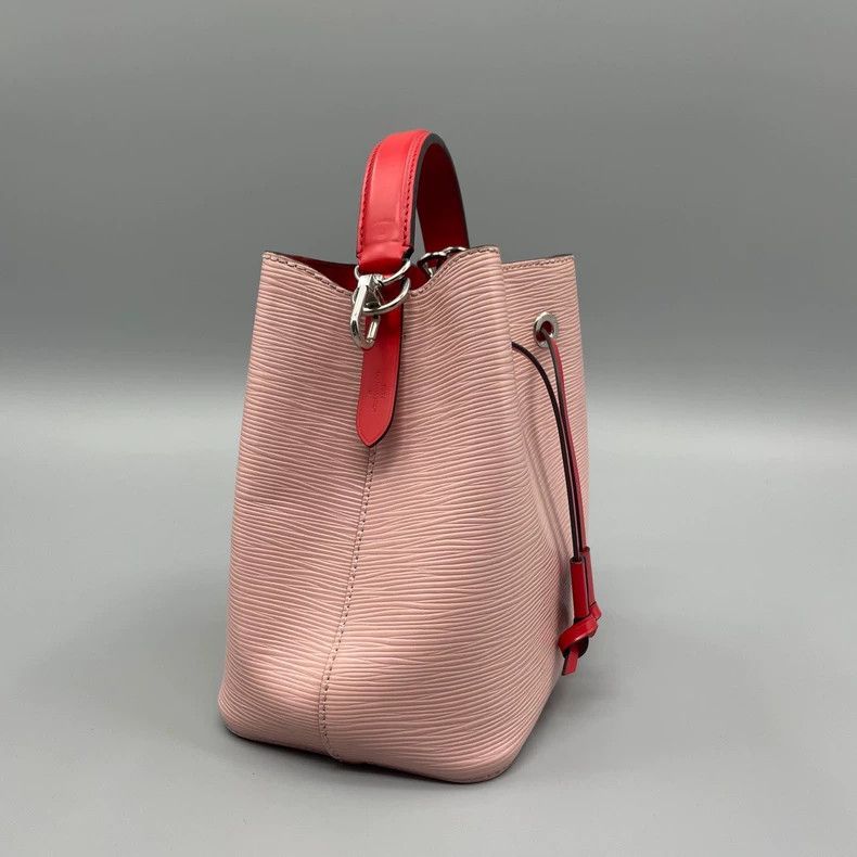 Louis Vuitton LV Pink Water Wave Bucket Handbag Size ONE SIZE - 8 Thumbnail