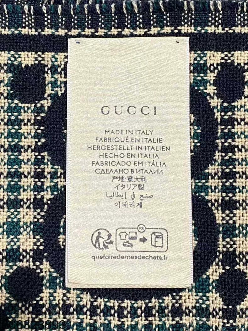 Gucci Gucci Double-Sided Wool Scarf in Check Pattern Size ONE SIZE - 4 Thumbnail