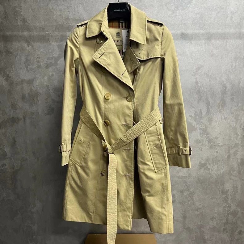 Burberry Burberry Beige Double-Breasted Long Coat Size US S / EU 44-46 / 1 - 2 Thumbnail