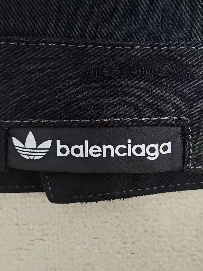 Balenciaga Balenciaga Adidas Denim Jacket with Tags Size US M / EU 48-50 / 2 - 3 Thumbnail