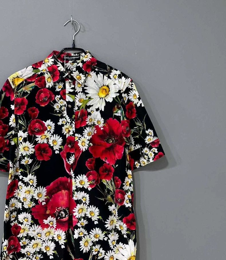 Dolce & Gabbana Floral Short Sleeve Button-Up Shirt Size US S / EU 44-46 / 1 - 2 Thumbnail