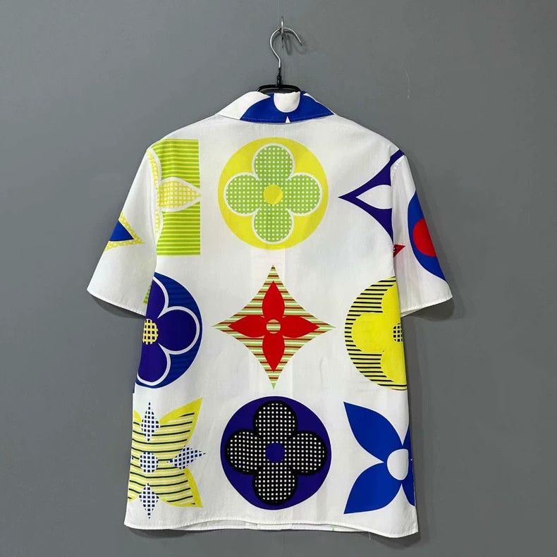 Louis Vuitton Louis Vuitton Short Sleeve Logo Shirt Size US XS / EU 42 / 0 - 3 Thumbnail