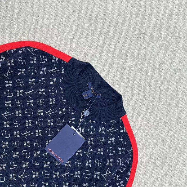 Louis Vuitton Louis Vuitton Floral Pattern Sweater Size S Size US S / EU 44-46 / 1 - 3 Thumbnail