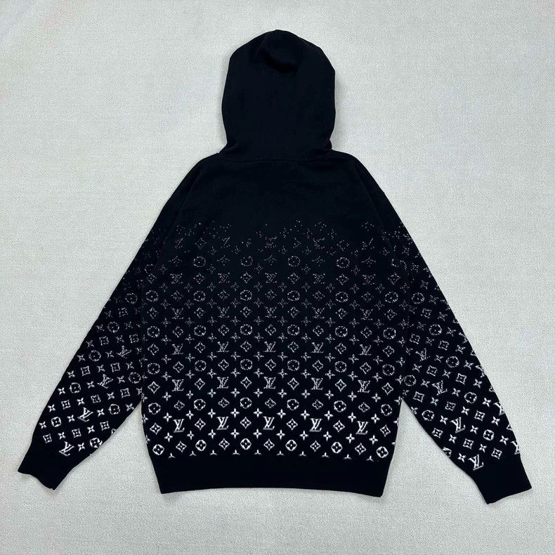 Louis Vuitton Louis Vuitton Gradient Logo Hooded Sweater Size US L / EU 52-54 / 3 - 3 Thumbnail