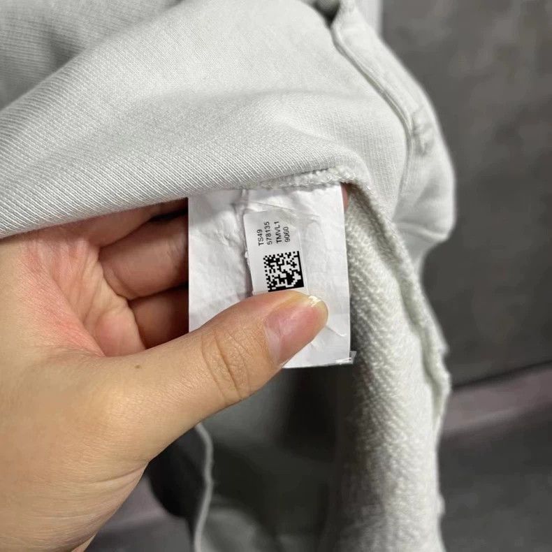 Balenciaga Balenciaga White Letter Print Hoodie Size US S / EU 44-46 / 1 - 5 Thumbnail