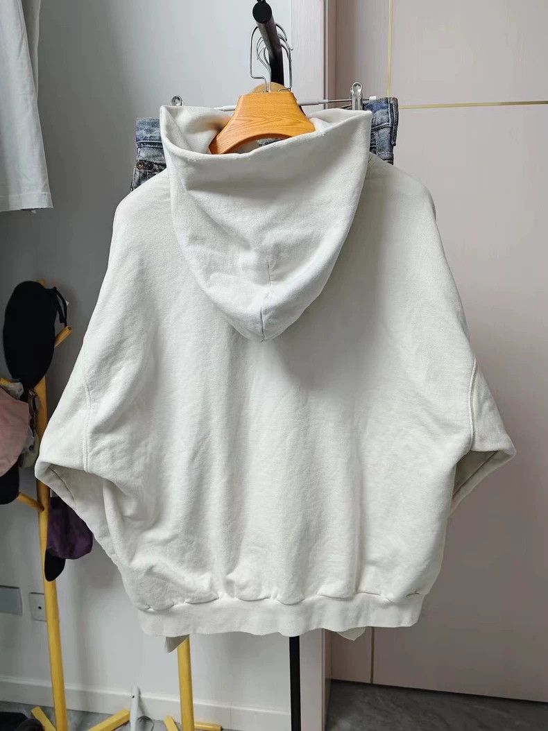 Balenciaga Balenciaga Be Different Hooded Sweatshirt Size US M / EU 48-50 / 2 - 3 Thumbnail