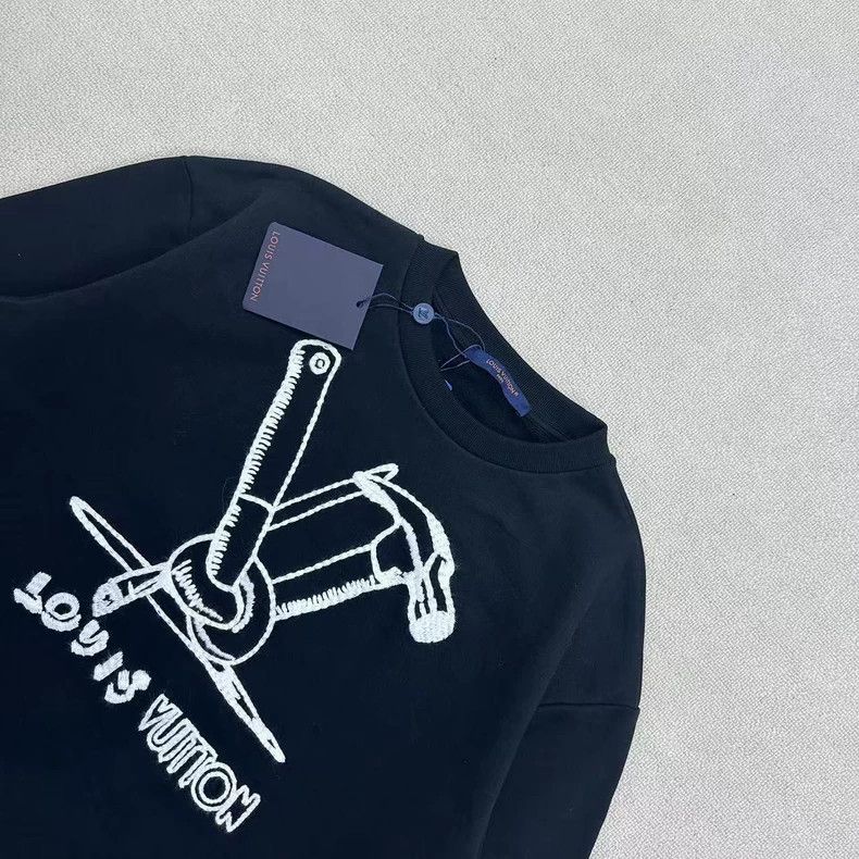 Louis Vuitton Louis Vuitton Hammer Logo Embroidered Sweatshirt Size US XL / EU 56 / 4 - 5 Thumbnail