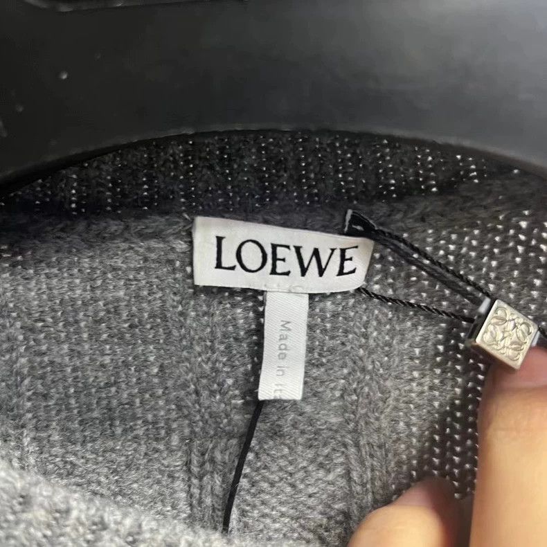 Loewe Gray Long Sleeve Loose Knit Sweater Size US XS / EU 42 / 0 - 3 Thumbnail