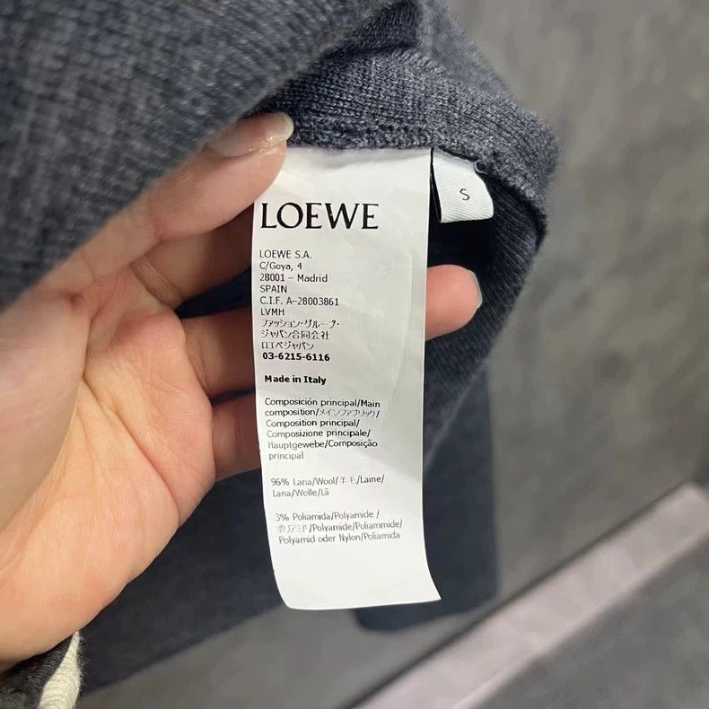 Loewe Loewe Short Grey Cropped Sweater Size S Size US S / EU 44-46 / 1 - 4 Thumbnail