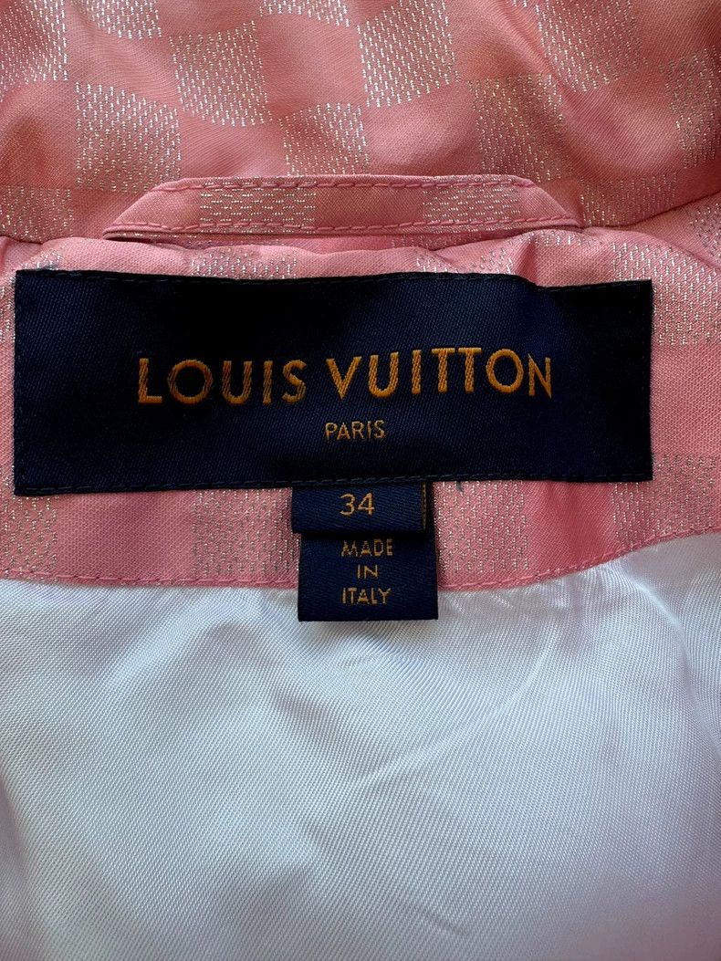 Louis Vuitton Louis Vuitton Pink Plaid Down Jacket Size US S / EU 44-46 / 1 - 4 Thumbnail