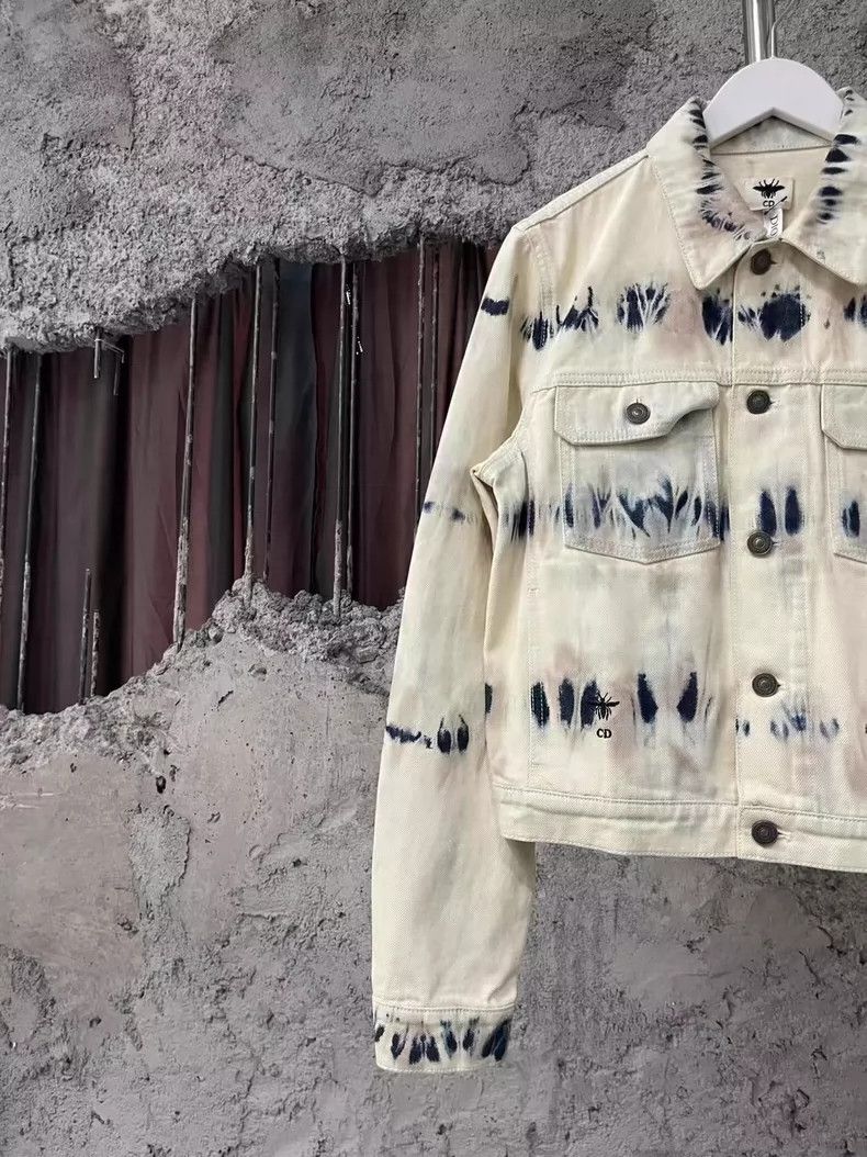 Dior Dior Tie-Dye Denim Jacket in Cream Color Size US M / EU 48-50 / 2 - 3 Thumbnail