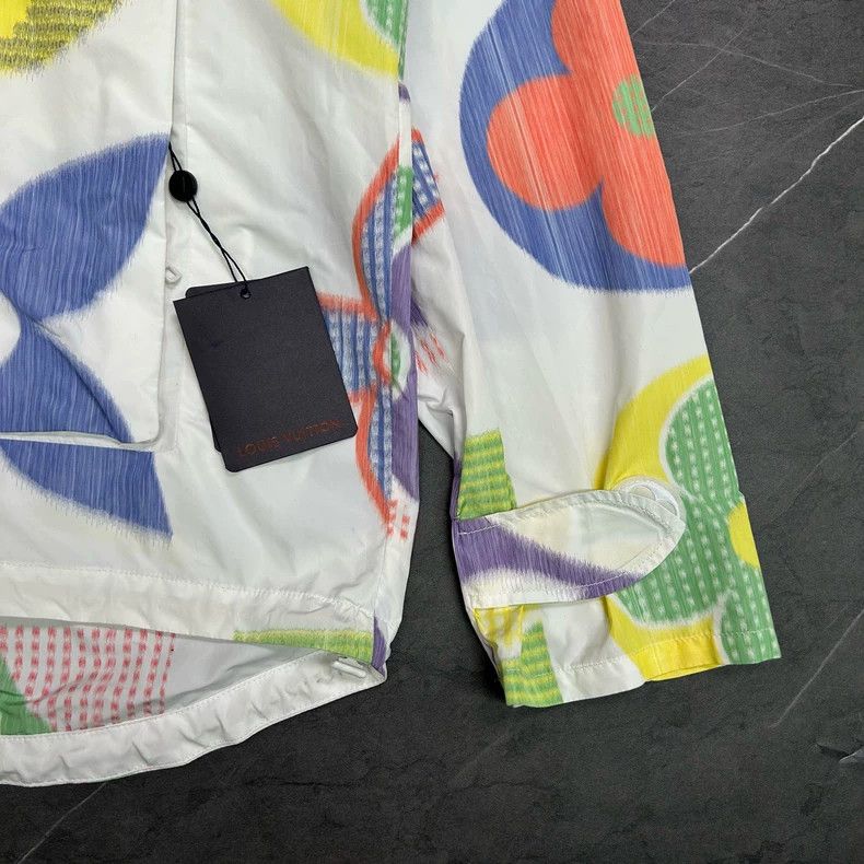 Louis Vuitton Louis Vuitton White Patterned Jacket with Hood Size US XXL / EU 58 / 5 - 3 Thumbnail