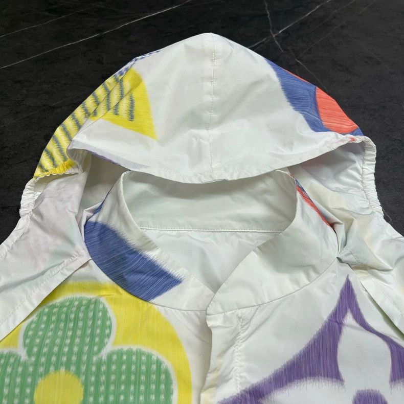 Louis Vuitton Louis Vuitton White Patterned Jacket with Hood Size US XXL / EU 58 / 5 - 5 Thumbnail
