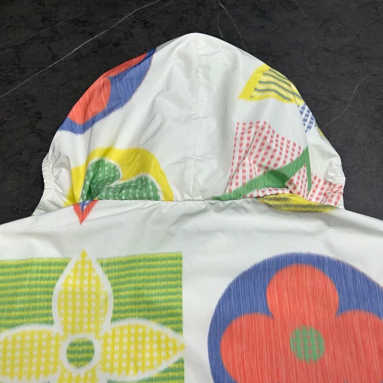 Louis Vuitton Louis Vuitton White Patterned Jacket with Hood Size US XXL / EU 58 / 5 - 6 Thumbnail