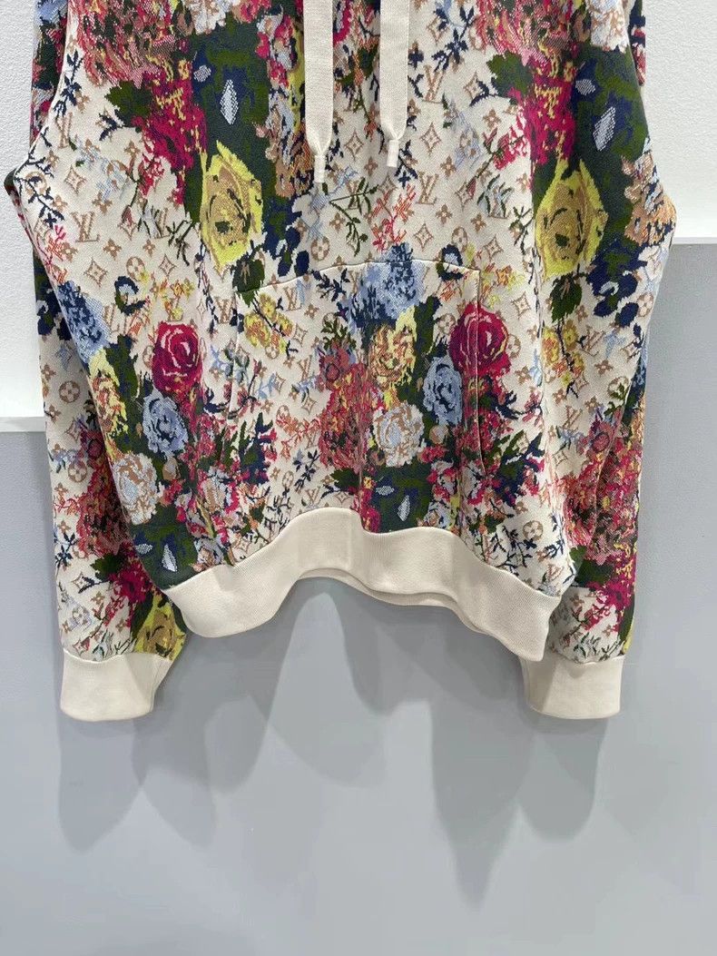 Louis Vuitton Louis Vuitton Floral Hoodie Sweatshirt Size US L / EU 52-54 / 3 - 4 Thumbnail