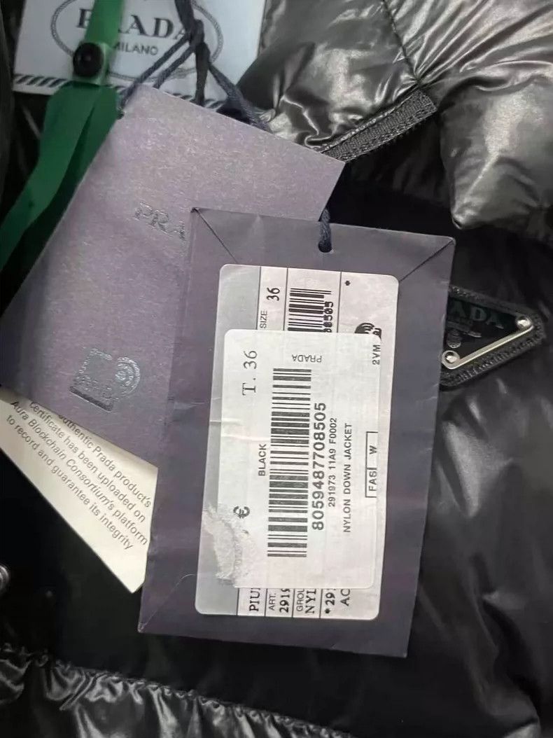 Prada Prada Black Short Puffer Jacket with Detachable Sleeves Size US S / EU 44-46 / 1 - 8 Thumbnail