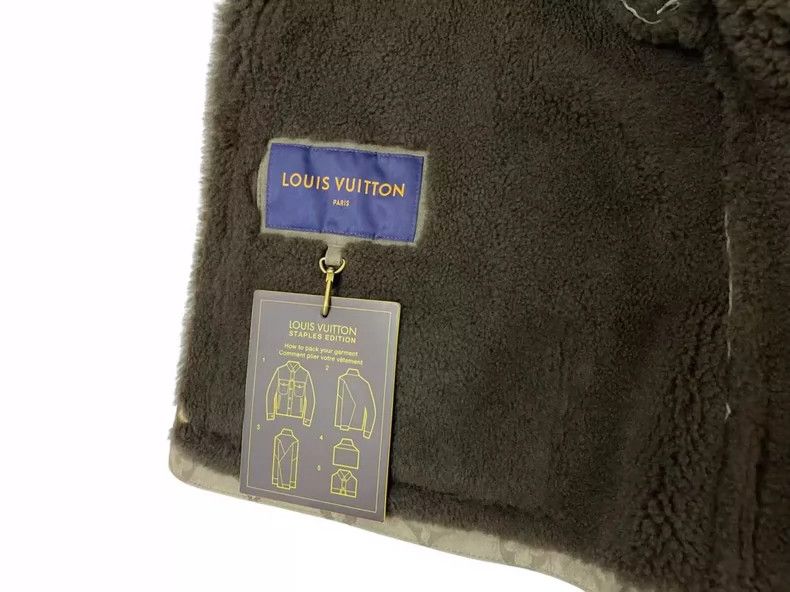 Louis Vuitton Louis Vuitton Suede Patterned Jacket Size US L / EU 52-54 / 3 - 2 Thumbnail