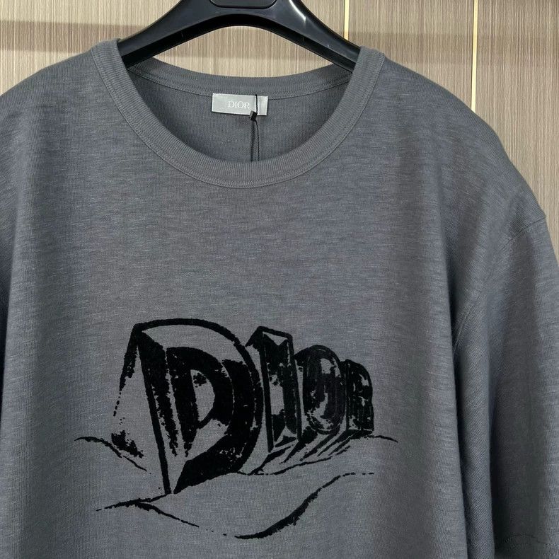 Dior Dior Latest Short Sleeve T-Shirt in Gray Size US XXL / EU 58 / 5 - 2 Thumbnail