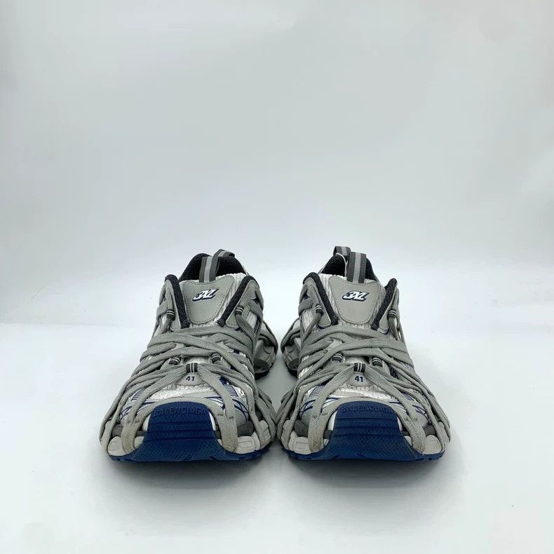 Balenciaga Balenciaga Gray Round Toe Casual Sneakers Size US 8 / EU 41 - 3 Thumbnail