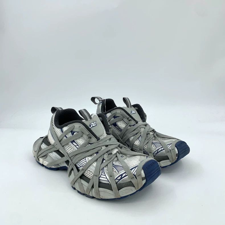 Balenciaga Balenciaga Gray Round Toe Casual Sneakers Size US 8 / EU 41 - 2 Thumbnail