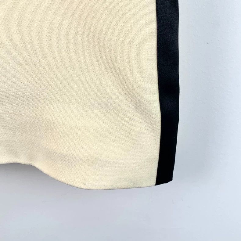 Burberry Burberry Beige Sleeveless Wool Top for Women Size US XS / EU 42 / 0 - 4 Thumbnail