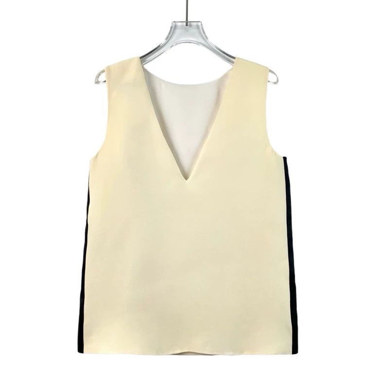 Burberry Burberry Beige Sleeveless Wool Top for Women Size US XS / EU 42 / 0 - 2 Thumbnail