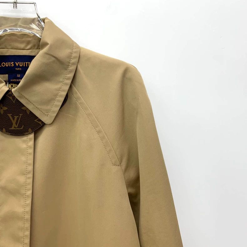 Louis Vuitton Louis Vuitton Brown Logo Long Sleeve Windbreaker Size US M / EU 48-50 / 2 - 3 Thumbnail