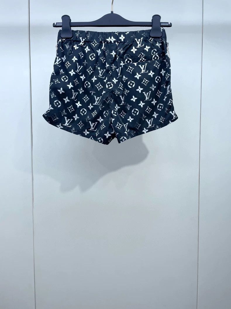 Louis Vuitton Louis Vuitton Black and White Shorts Size US 34 / EU 50 - 2 Thumbnail