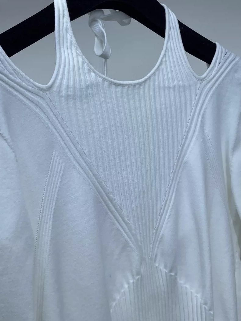 Chanel White Backless Knit Top from Chanel Size US S / EU 44-46 / 1 - 7 Thumbnail