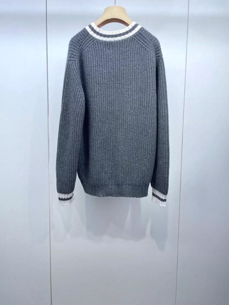 Miu Miu Miu Miu Gray Knitted Cashmere Sweater Size US S / EU 44-46 / 1 - 2 Thumbnail