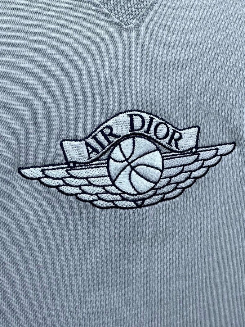 Dior Dior Gray Embroidered Logo Short Sleeve T-Shirt Size US L / EU 52-54 / 3 - 3 Thumbnail