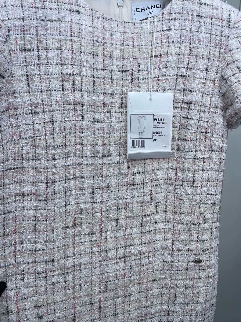 Chanel Chanel Tweed Dress with Tags and Excellent Condition Size US 38 / EU 54 - 4 Thumbnail