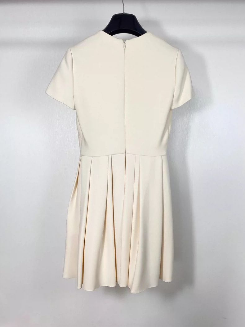 Dior Dior Dress - Short Sleeve with Pleats Size US 36 / EU 52 - 3 Thumbnail