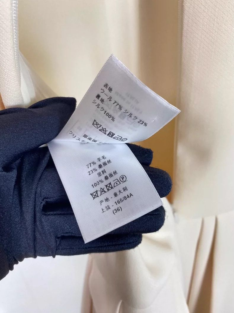 Dior Dior Dress - Short Sleeve with Pleats Size US 36 / EU 52 - 7 Thumbnail