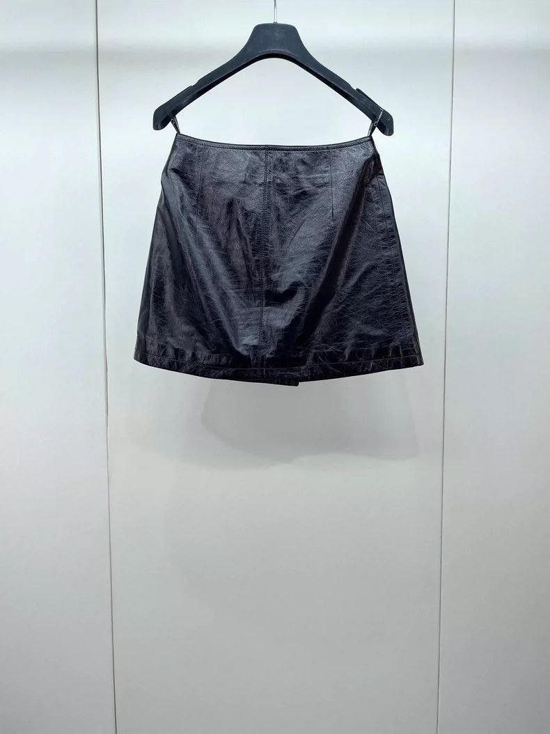 Dior Dior Lambskin Half Skirt Size US 34 / EU 50 - 2 Thumbnail