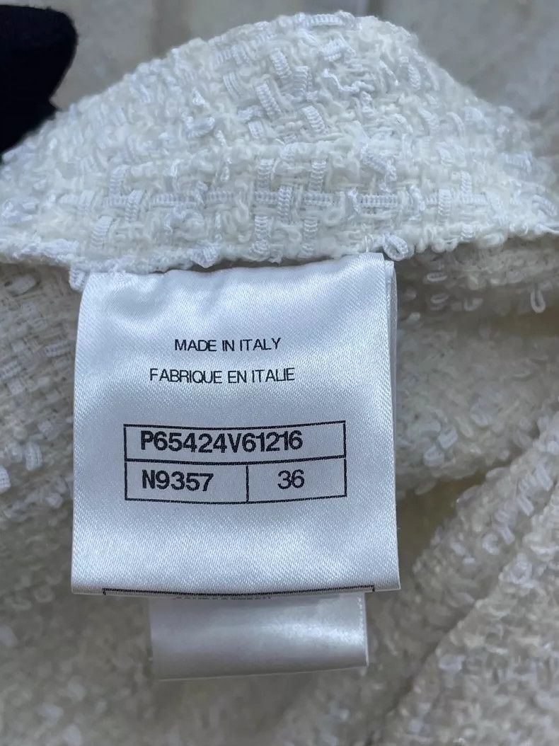 Chanel Chanel Long Pearl Coat from Equestrian Collection Size US S / EU 44-46 / 1 - 5 Thumbnail