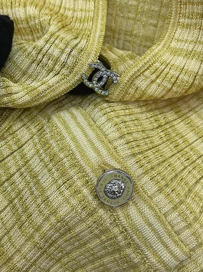 Chanel Chanel Yellow Knit Cardigan with Tag Size US S / EU 44-46 / 1 - 3 Thumbnail