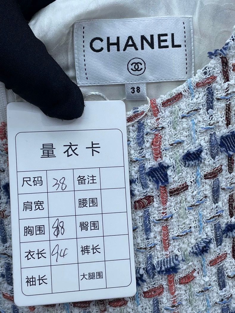 Chanel Chanel Sleeveless Dress with Double Pockets Size US 38 / EU 54 - 5 Thumbnail