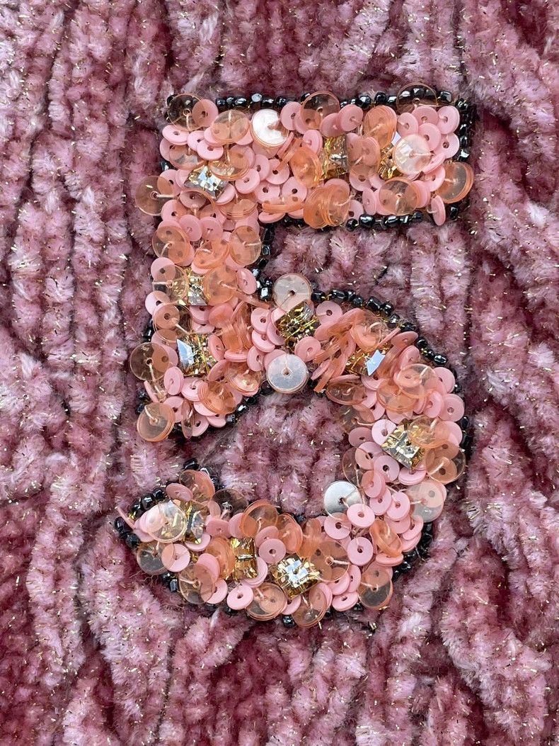 Chanel Chanel Velvet Knit Vest with Sequins Size US S / EU 44-46 / 1 - 3 Thumbnail