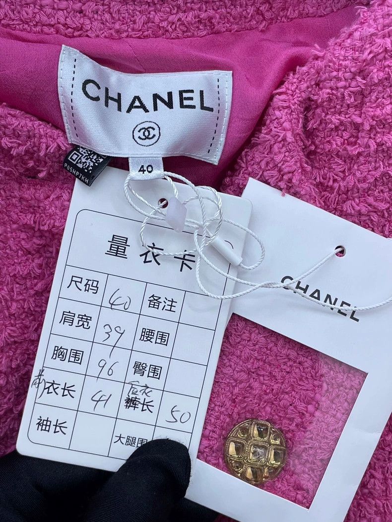 Chanel Chanel Spring/Summer Pink Tweed Vest Size US M / EU 48-50 / 2 - 5 Thumbnail