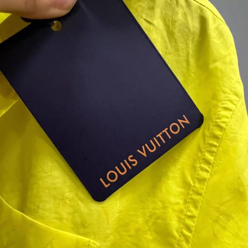 Louis Vuitton Louis Vuitton Yellow Long Sleeve Shirt M Size Size US M / EU 48-50 / 2 - 5 Thumbnail